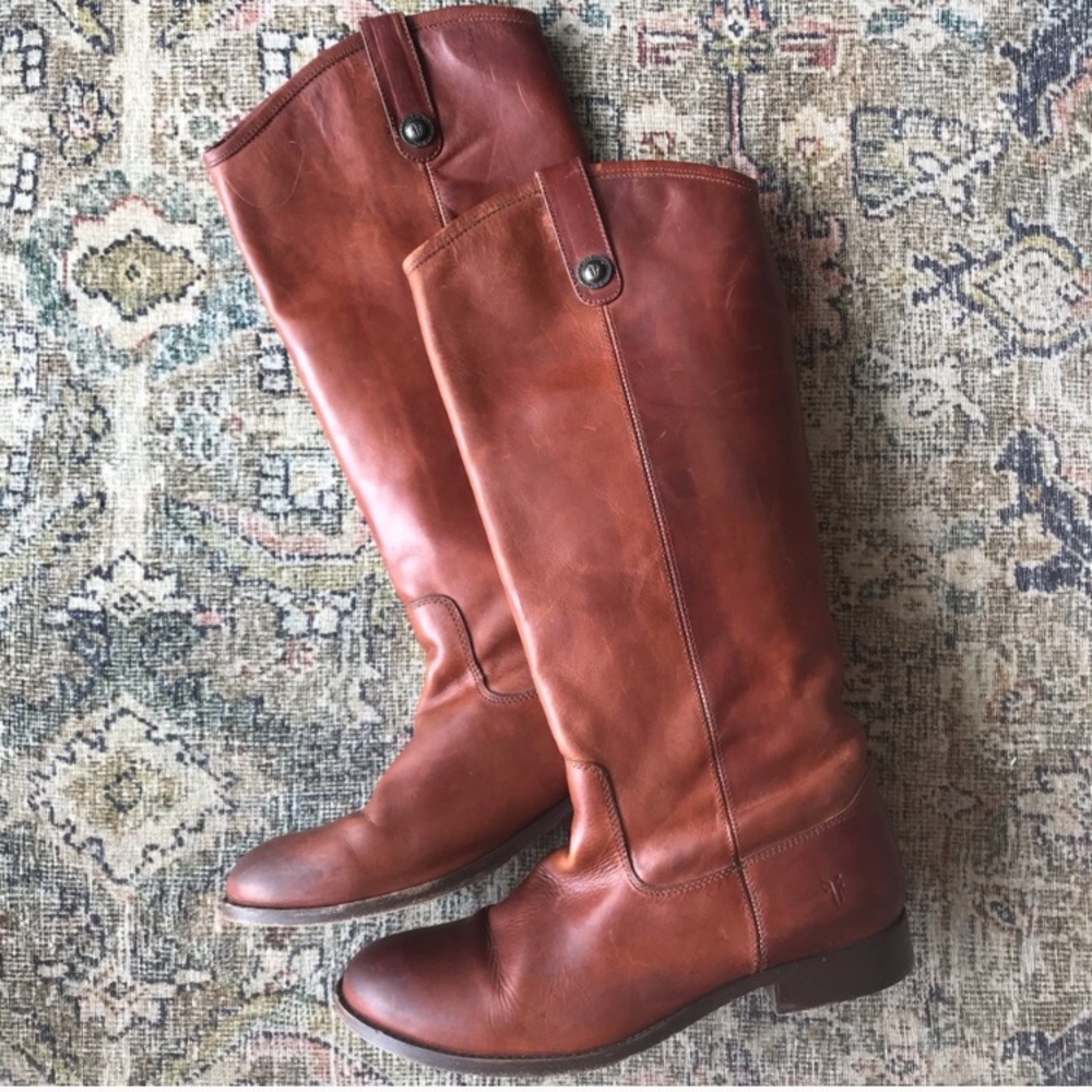 Frye Melissa Button Up Boots in Cognac